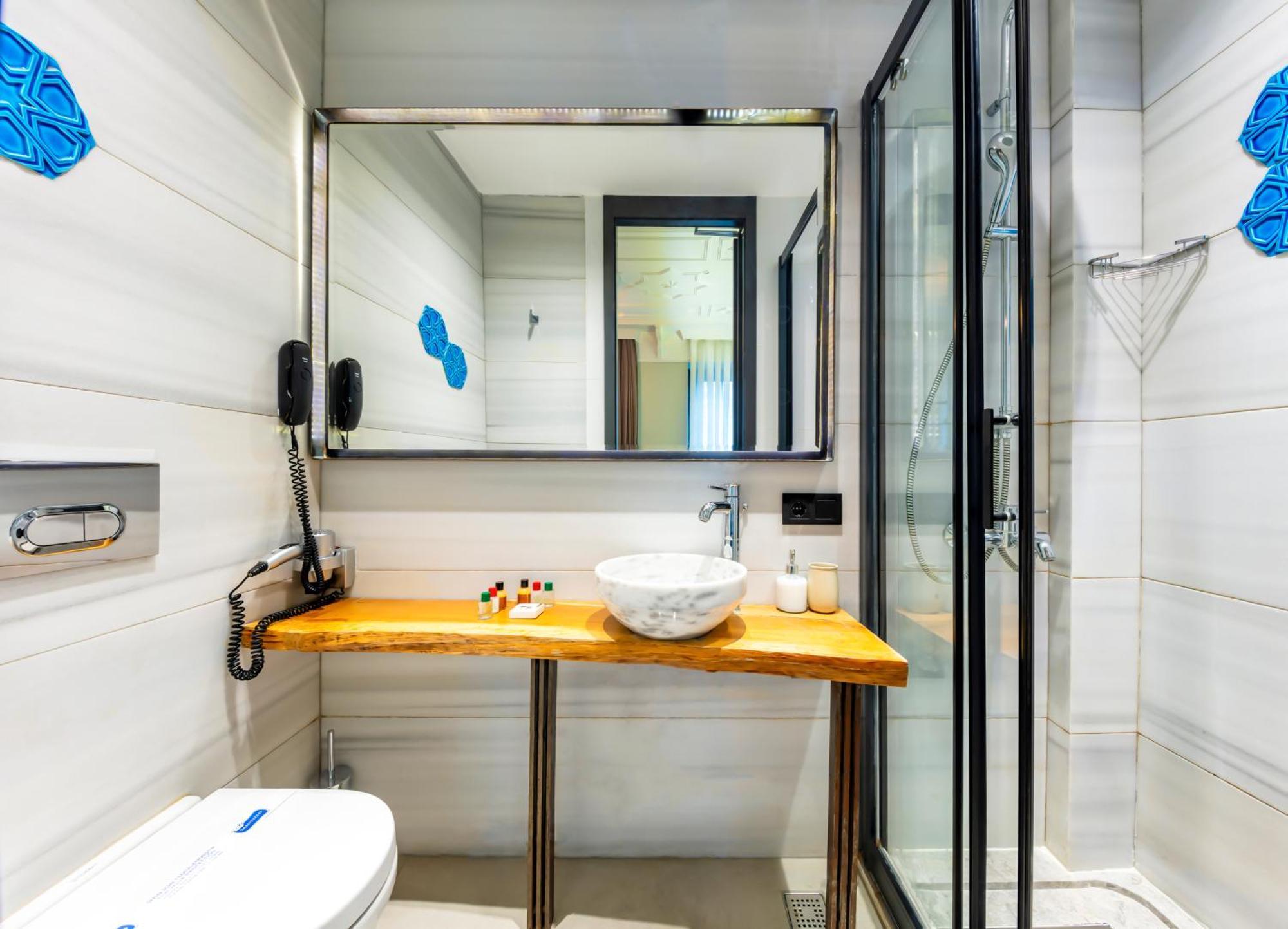 Готель Taksim Avenue 4*